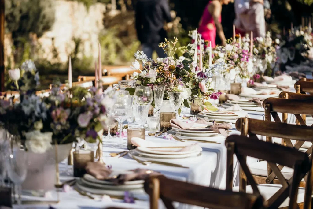 Rustic wedding table at La Donella – authentic Mallorca wedding finca
