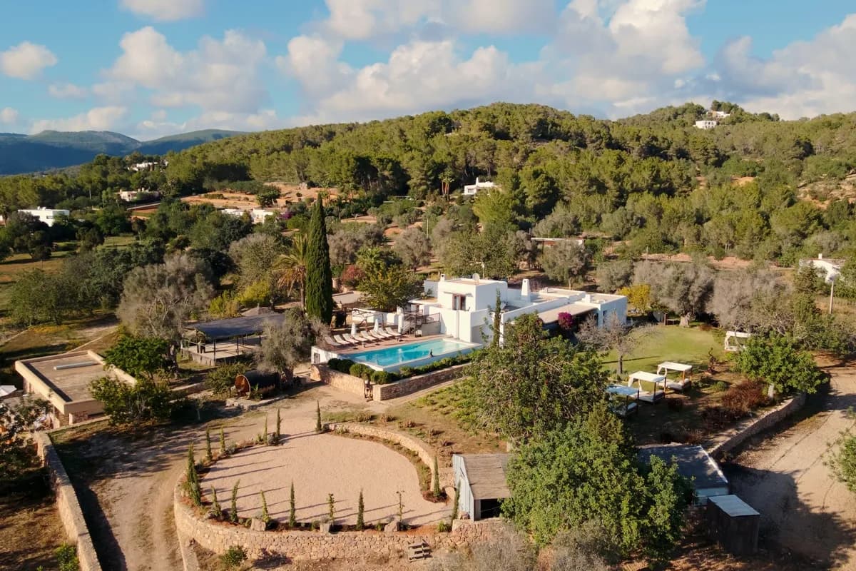 Villa in Heart of Nature