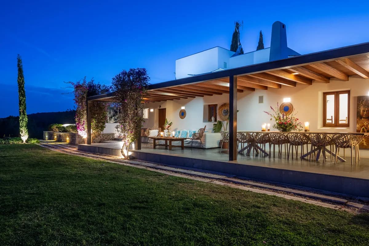 Villa in Heart of Nature