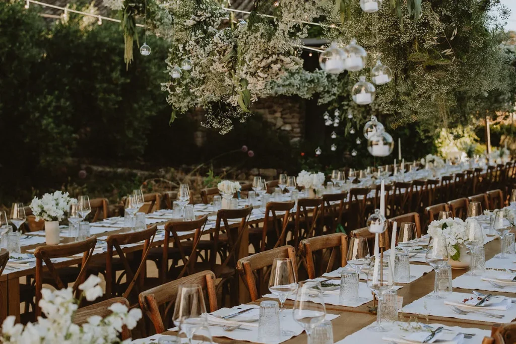 Wedding Venue La Aira with Table Decorated