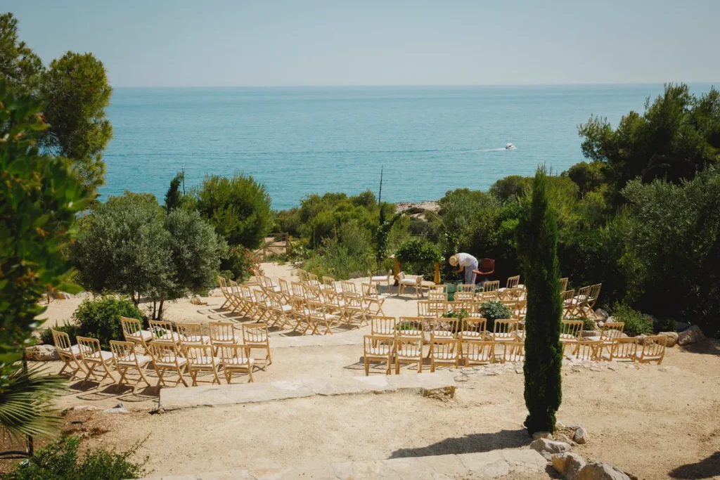 Le Mer Ceremony setting wedding