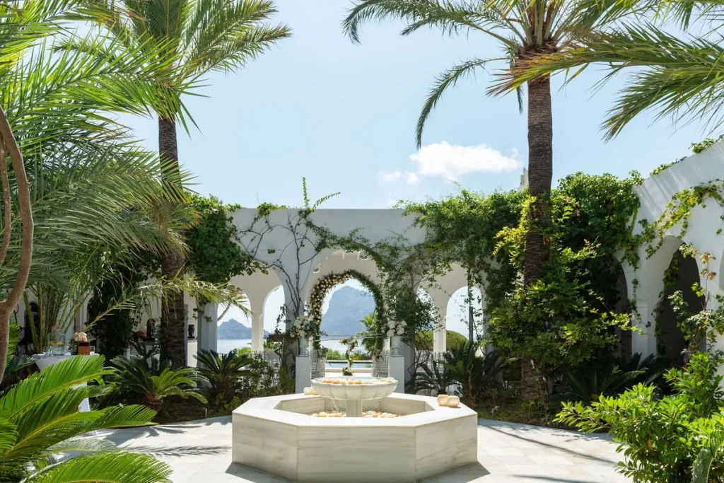 beautiful venue in ibiza with palmtrees