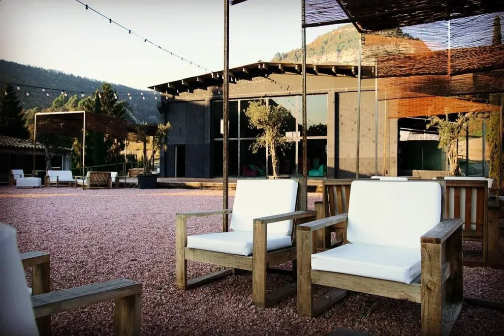 cal lomas chillout area