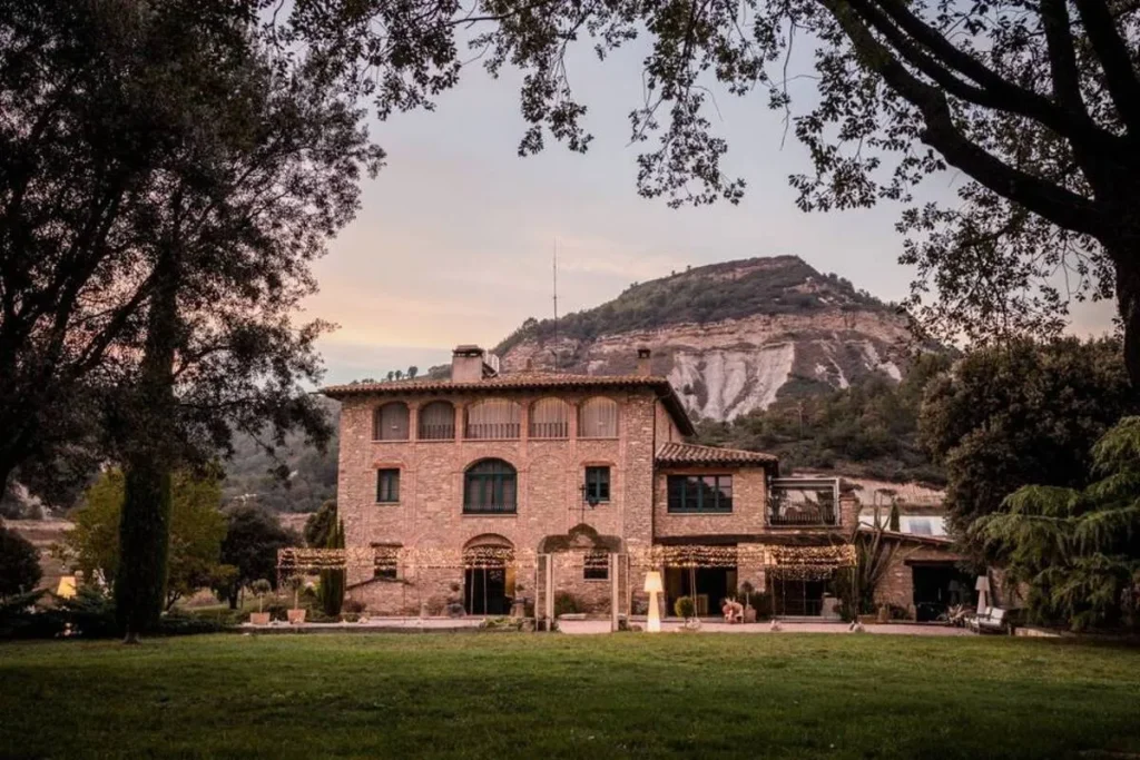 wedding site cal lomas in barcelona outskirts