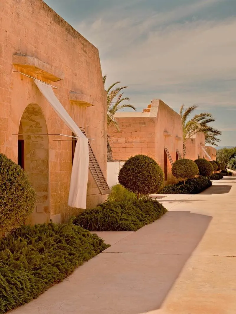 Boutique-castle-resort-secluded-exterior