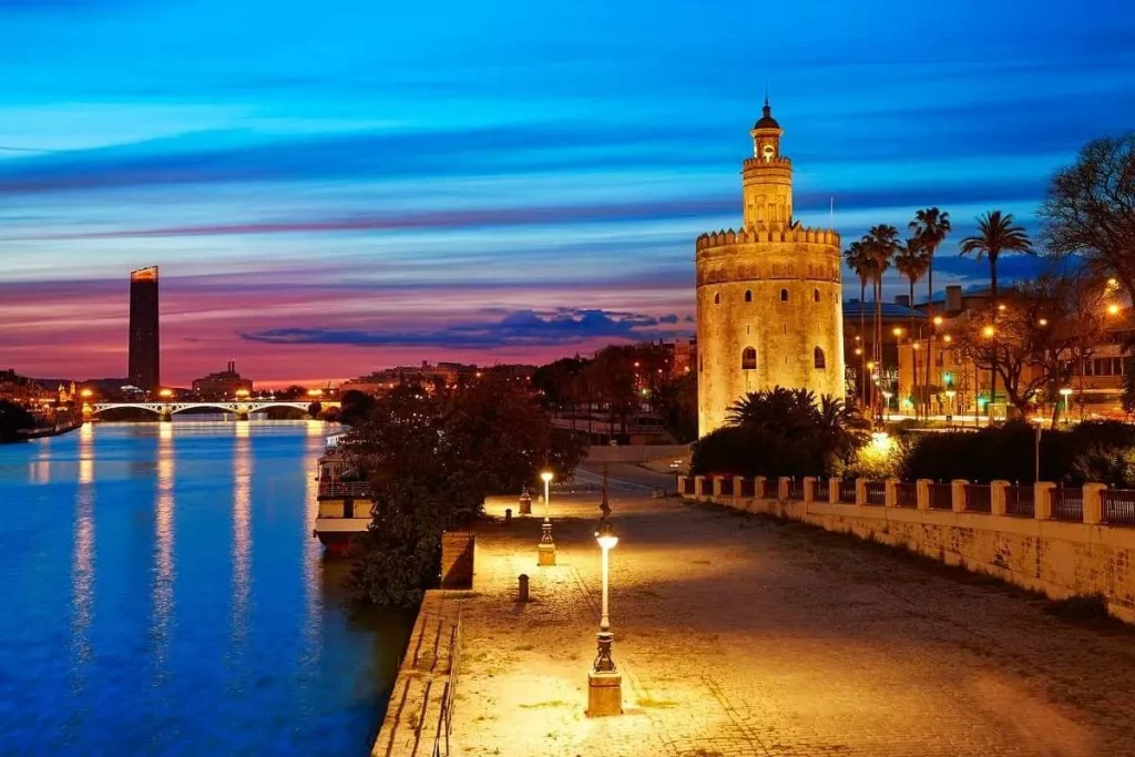 torre del oro sevilla visit