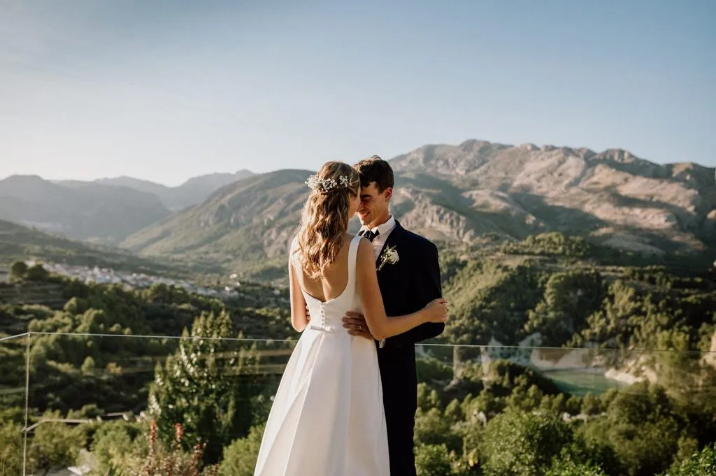 Couple photo during their wedding in Alicante