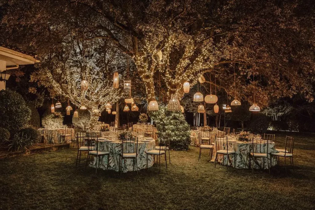 llaves garden wedding venue